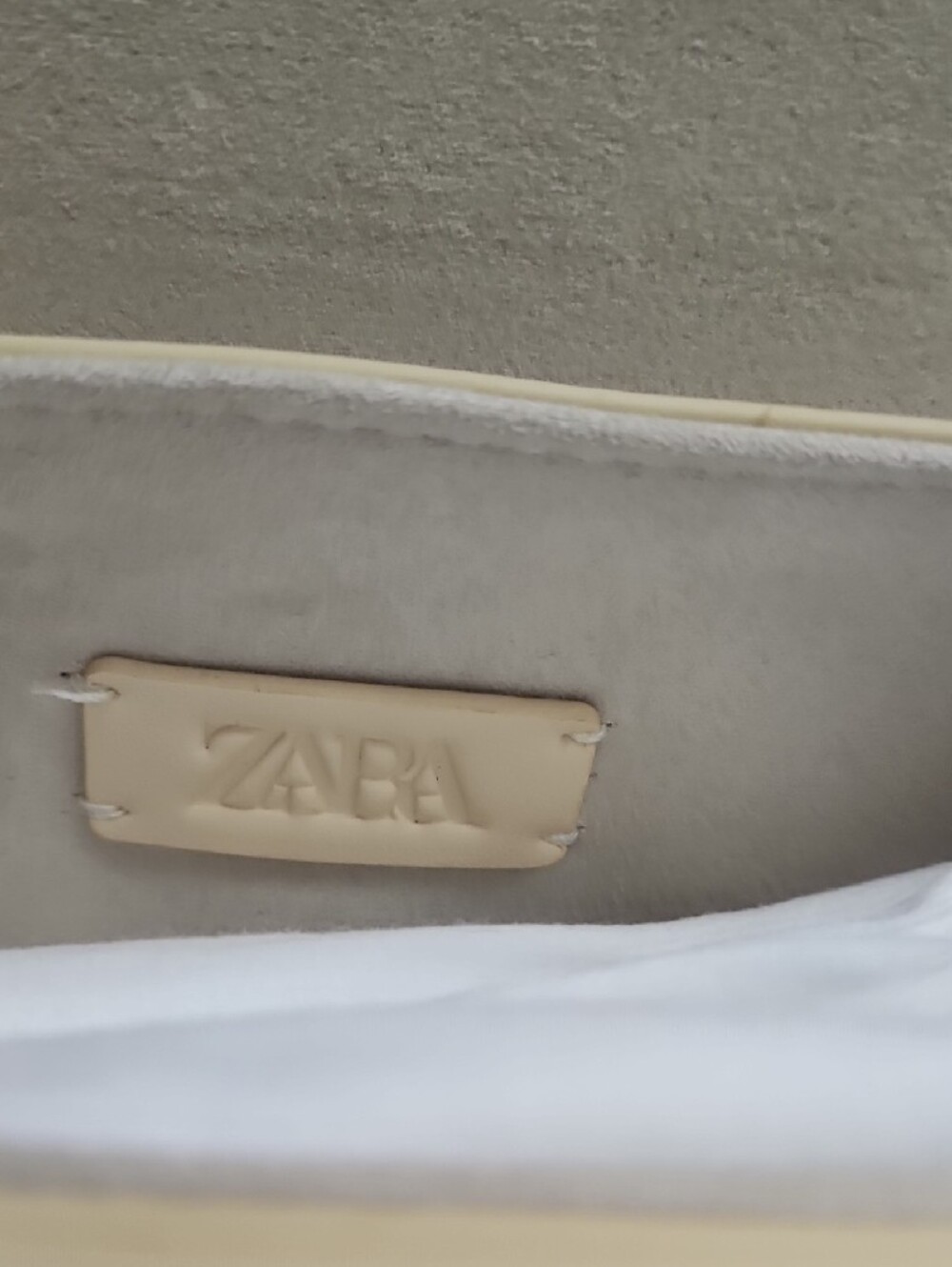 ZARA Crossbody Barrel Bag - Picture 5 of 8